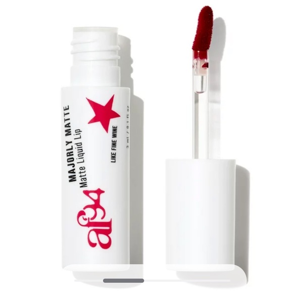 *NEW* AF94 Face Makeup Set of 4. - Picture 3 of 16